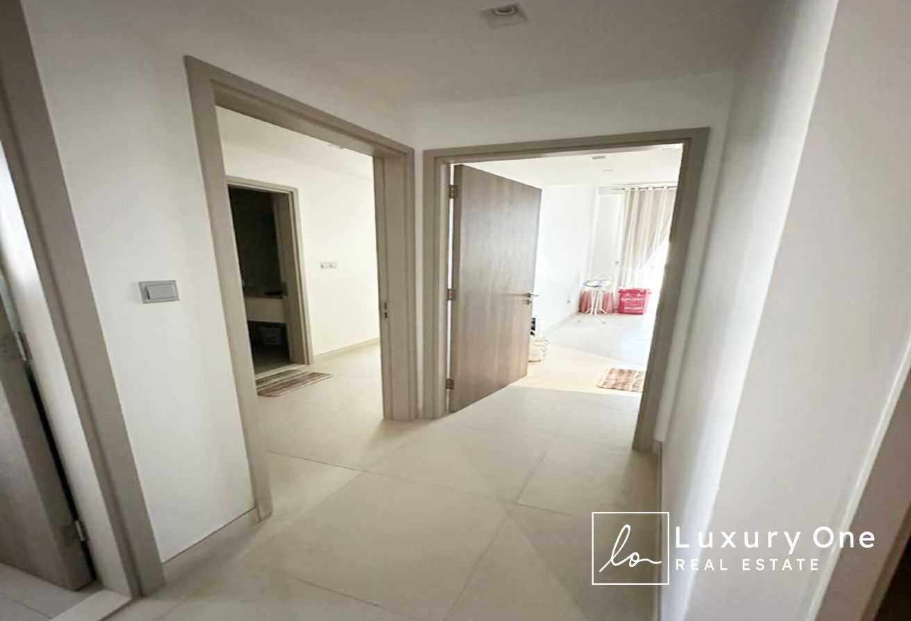 Dubai Land Residence Complex