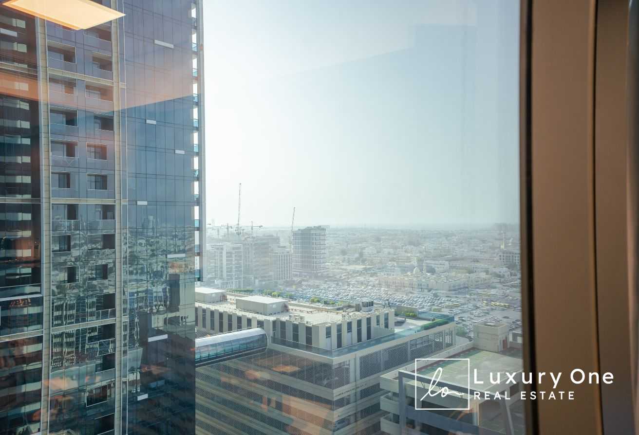 The H Hotel And Office Tower — image 4