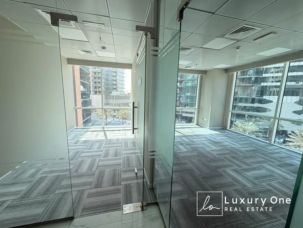 Bay Square 8 — image 8