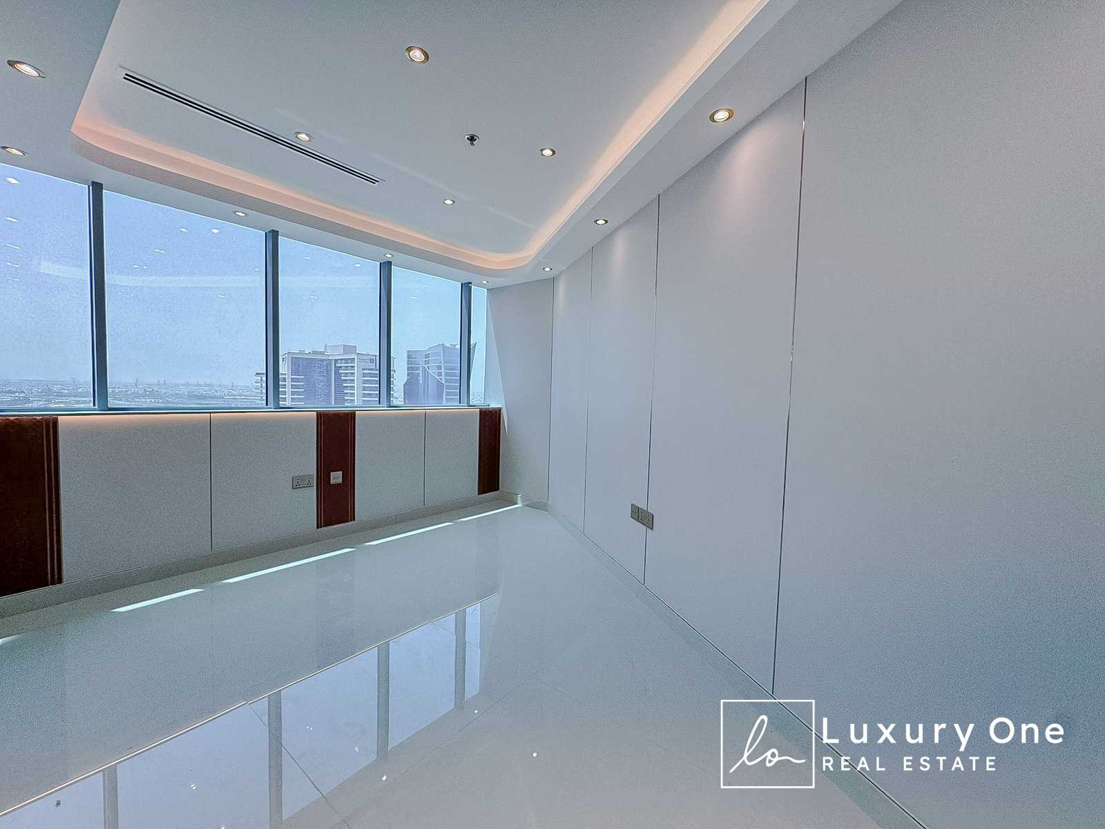 DAMAC Business Tower — image 4