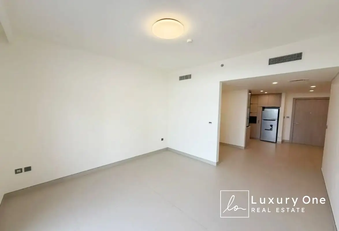 Hadley Heights — image 2