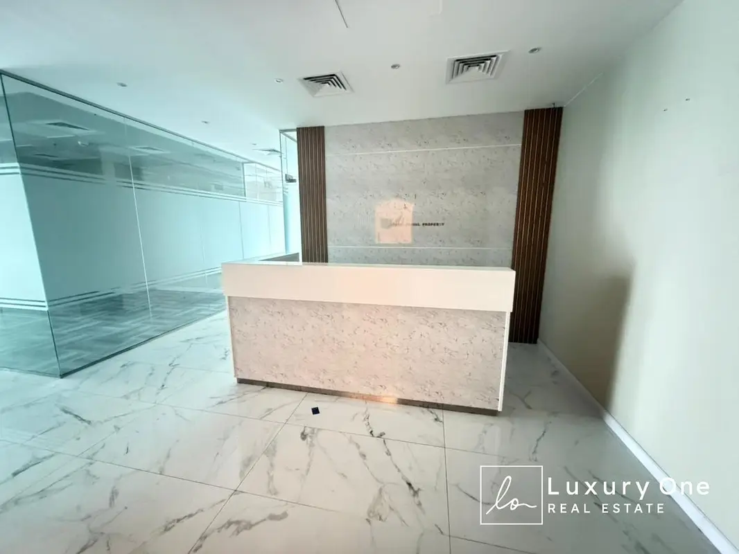 Bay Square 8