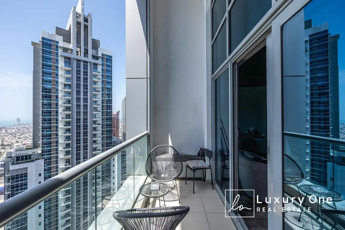Executive Tower L — image 13