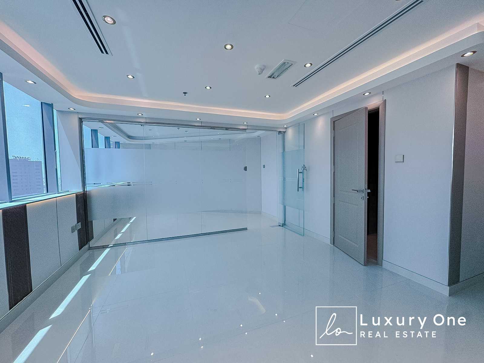 DAMAC Business Tower — image 3